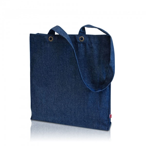 denim:shopper Betty